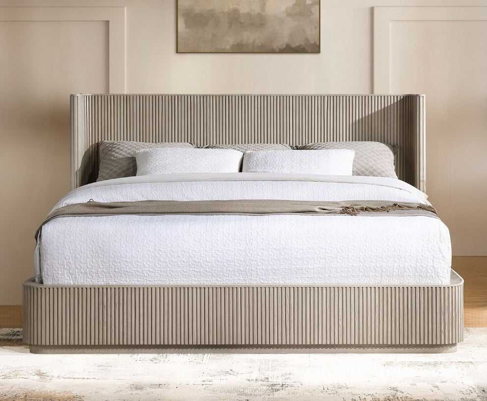Chianti Luxury Chanel Detail Bed (Light Oak)